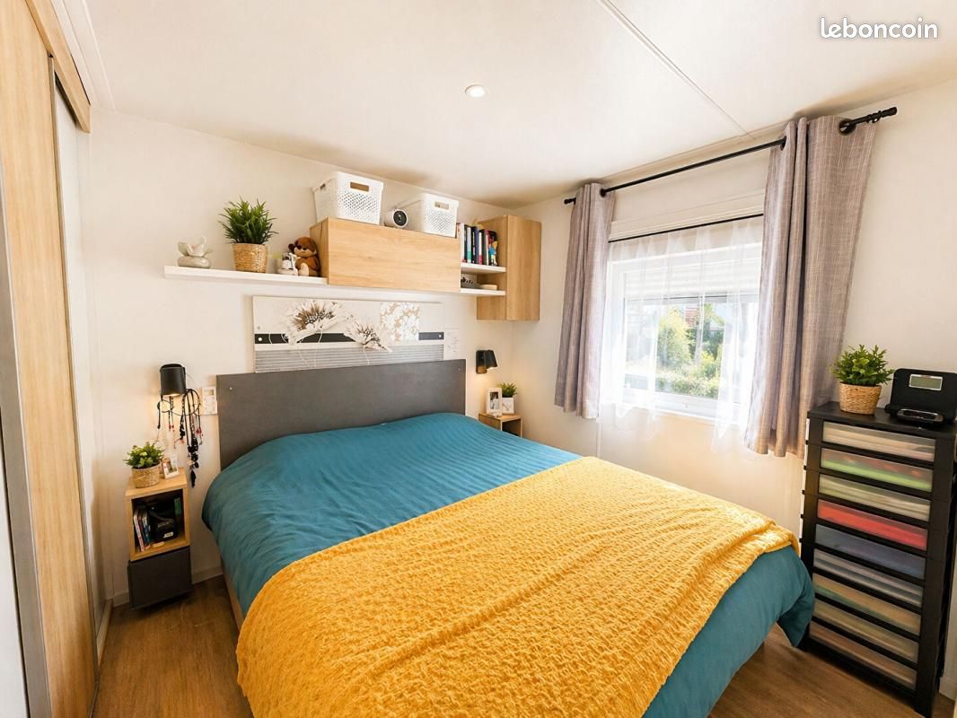 Terrain de loisirs 195 m² avec Mobil Home récent