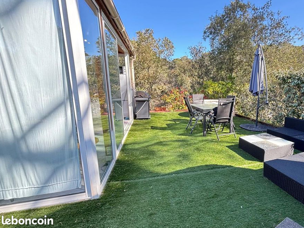 TERRAIN ET MOBIL-HOME de 274 m²