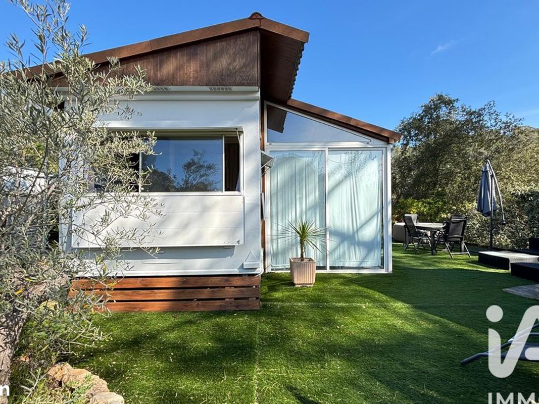 TERRAIN ET MOBIL-HOME de 274 m²
